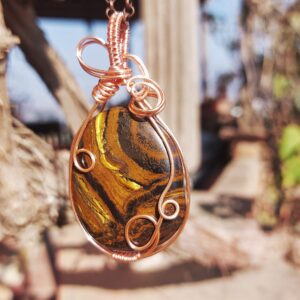 Tijgerijzer met koperdraad