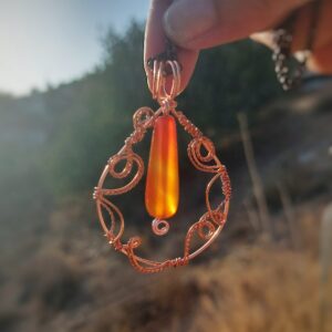 Vuur Agaat met koperdraad