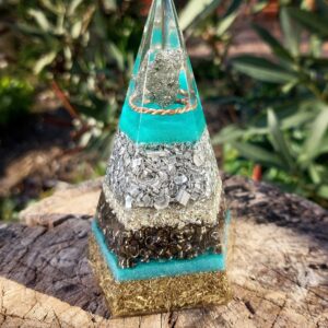 Pentagon Orgonite Piramide Pyriet