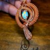 white opal ethiopië 2.1carat copper wire