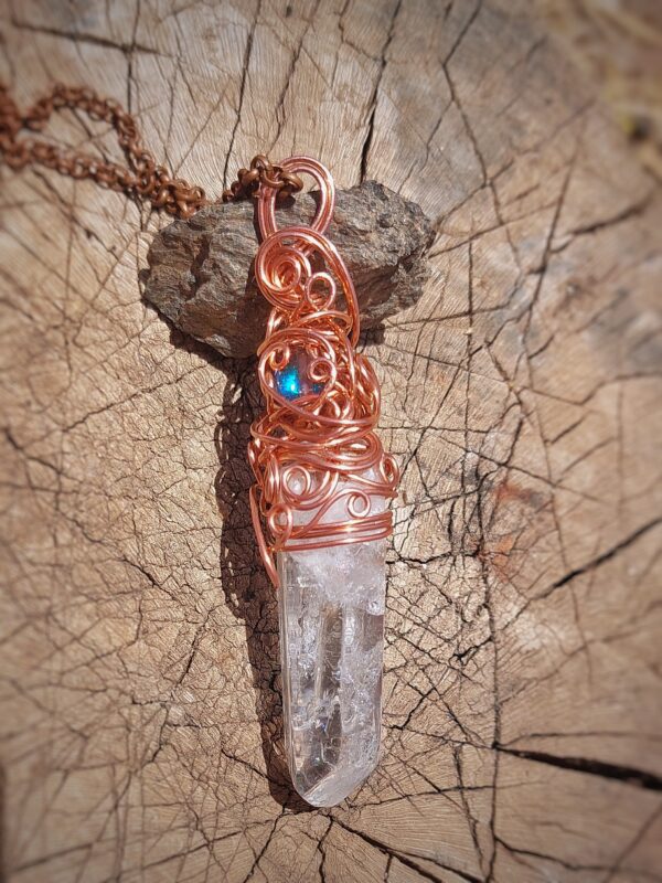 hanger met bergkristal en angel aura