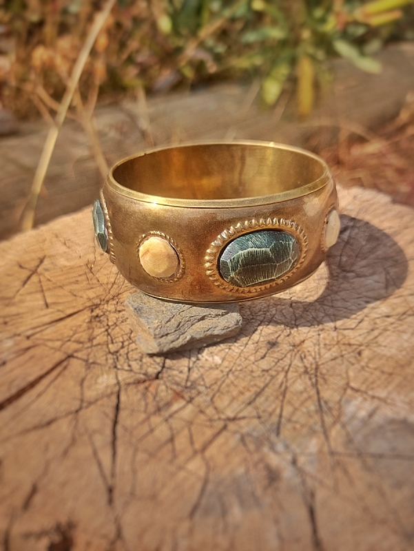 Messingarmband Chlorastrolite Thomsonit