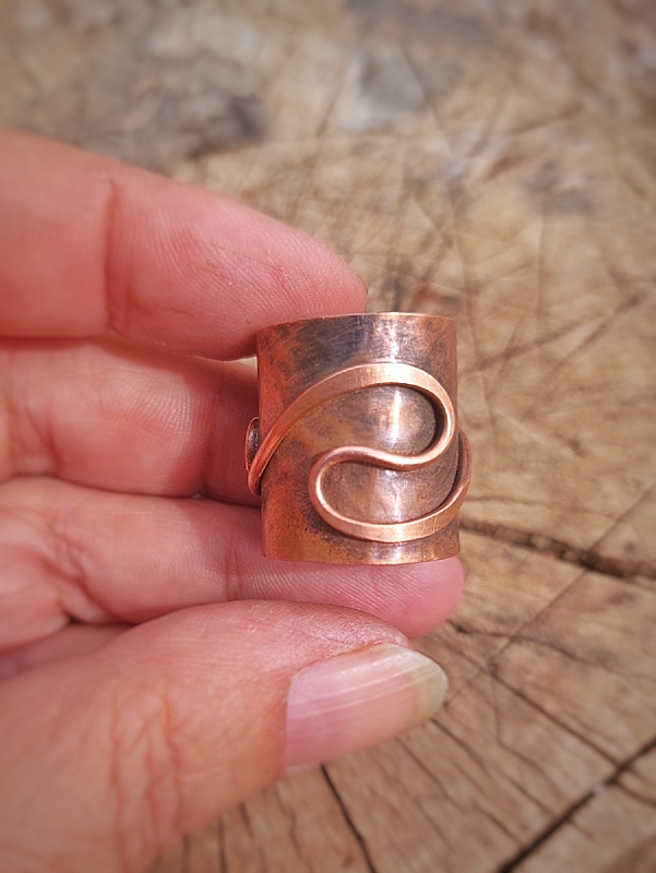 koperen ring gehamerd 1